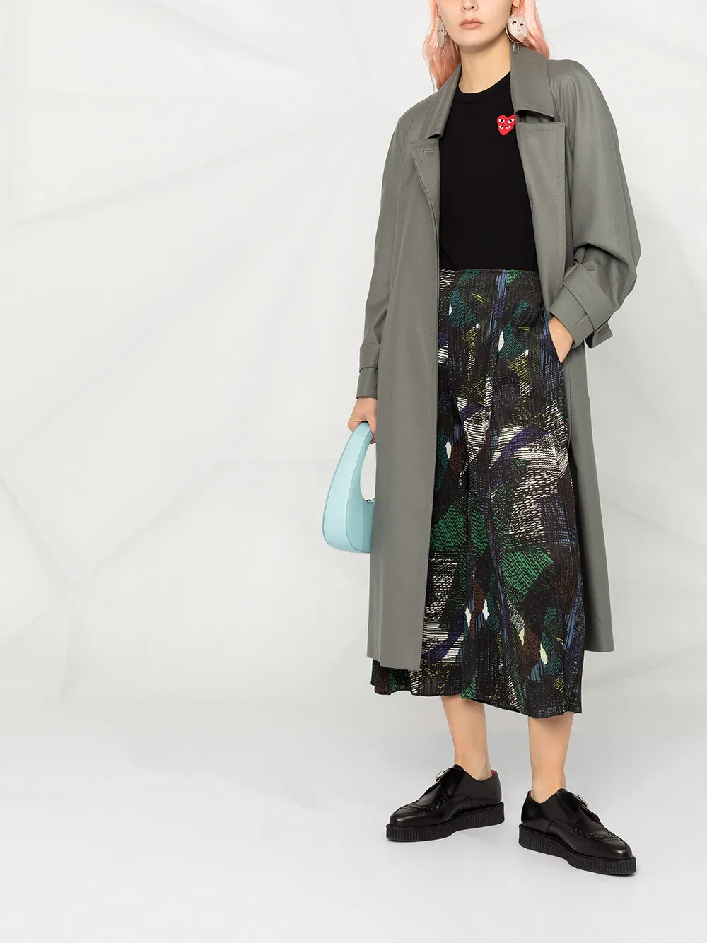 Футболка с короткими рукавами и нашивкой Comme Des Garçons Play, черный — фото 2