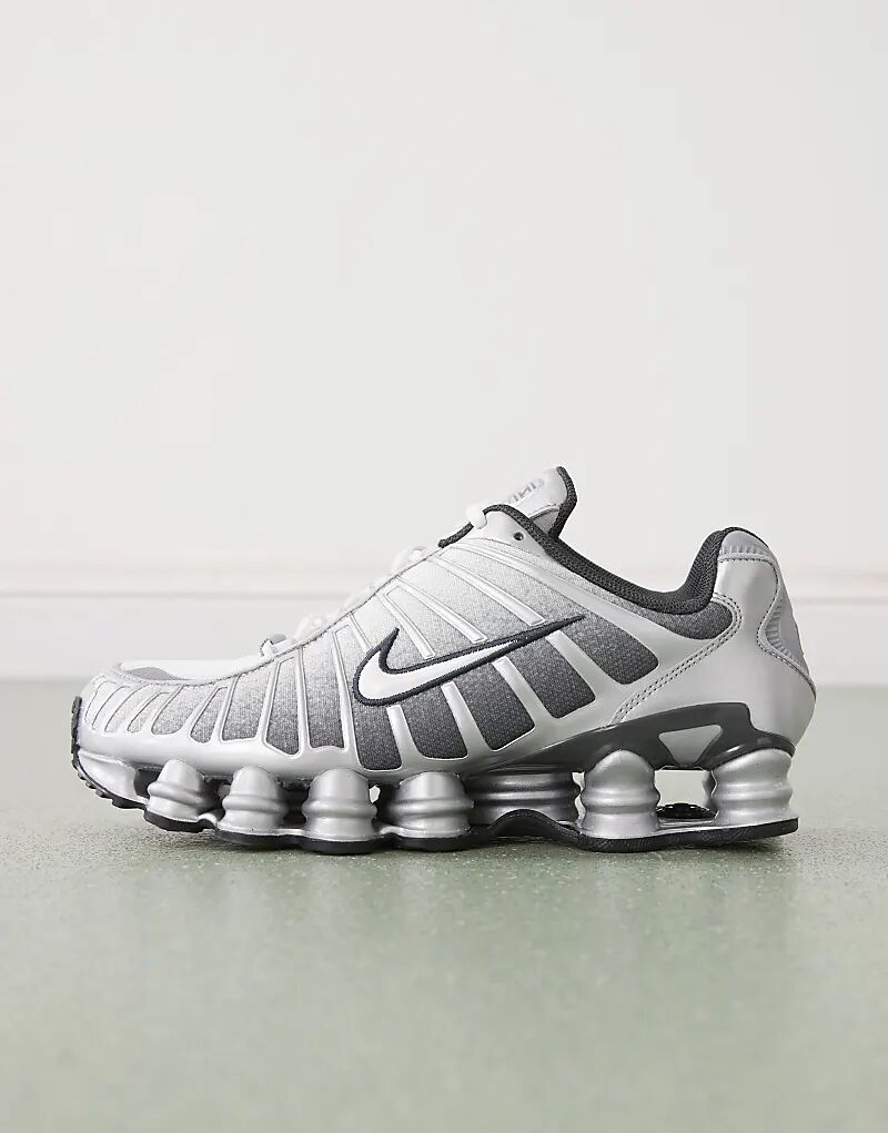 Кроссовки унисекс Nike Shox TL серебристого цвета — фото 2