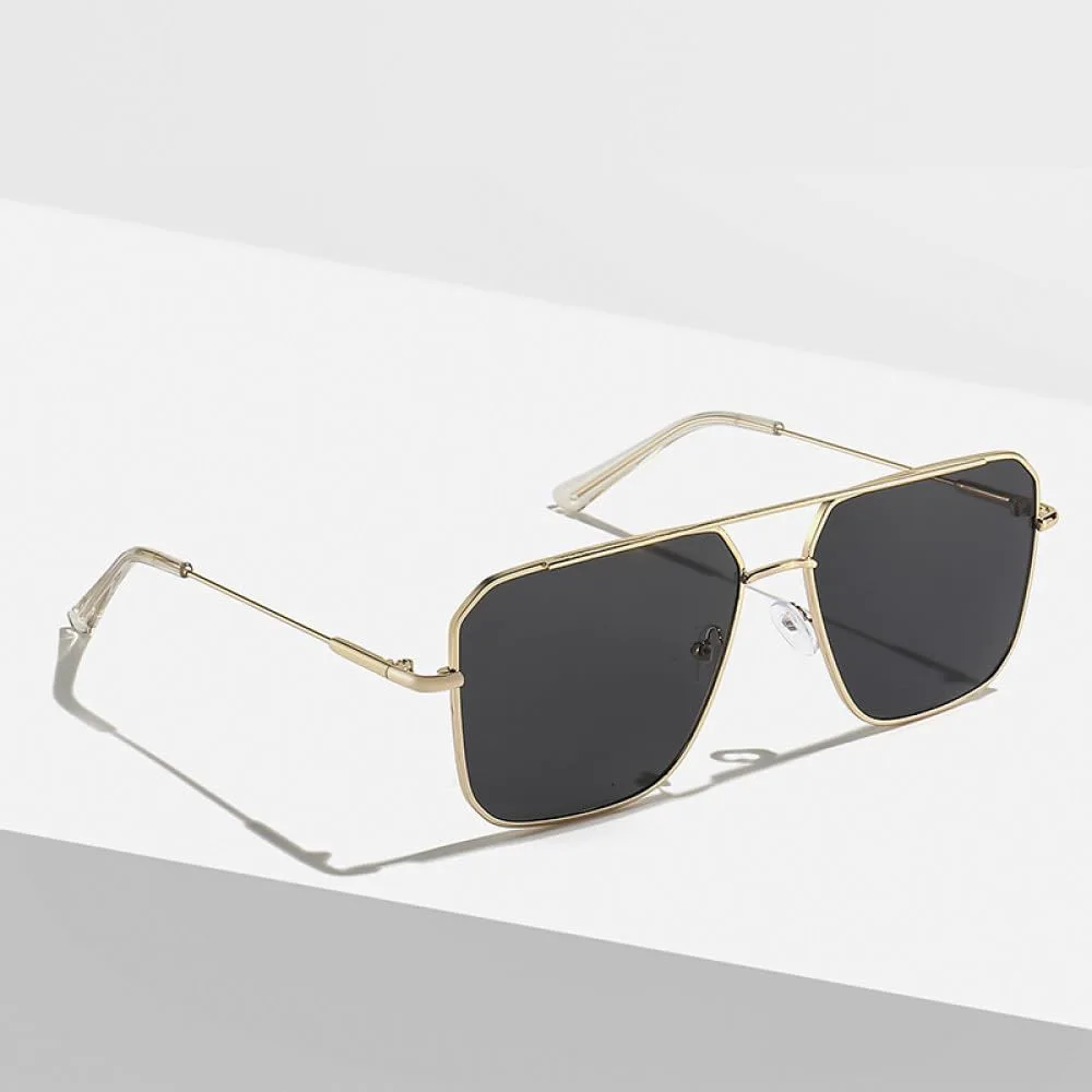 

Крупные квадратные классические солнцезащитные очки для мужчин и женщин, металлическая оправа, градиентный дизайн, защита от УФ-излучения UV400 generic, Gold Black