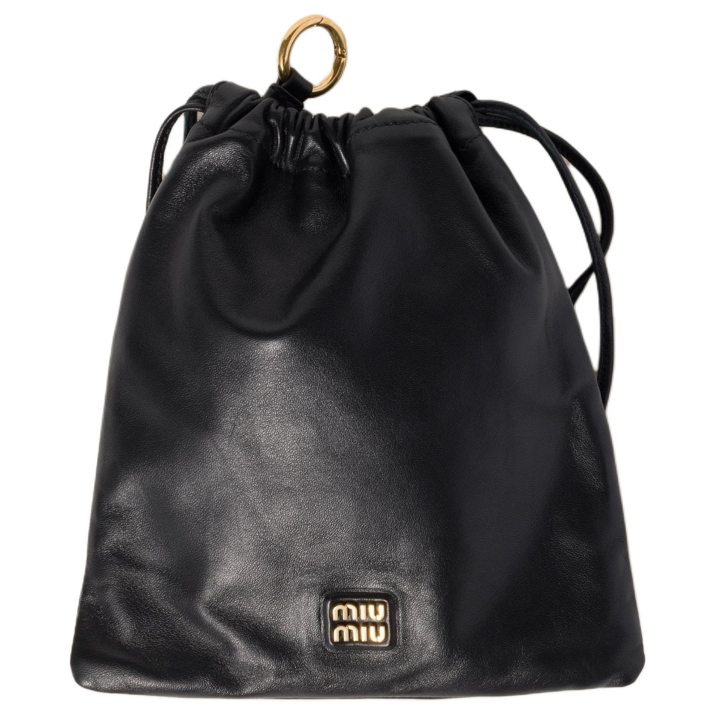 

Кожаный клатч женский черный MIU MIU