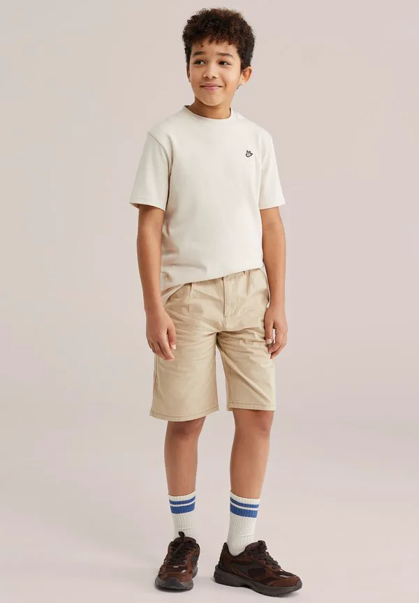 Шорты We Fashion, Khaki