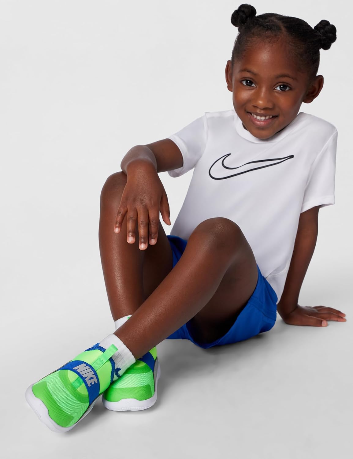 Беговые кроссовки Nike Kids' Flex Runner 4, белый/зеленый/серый — фото 2
