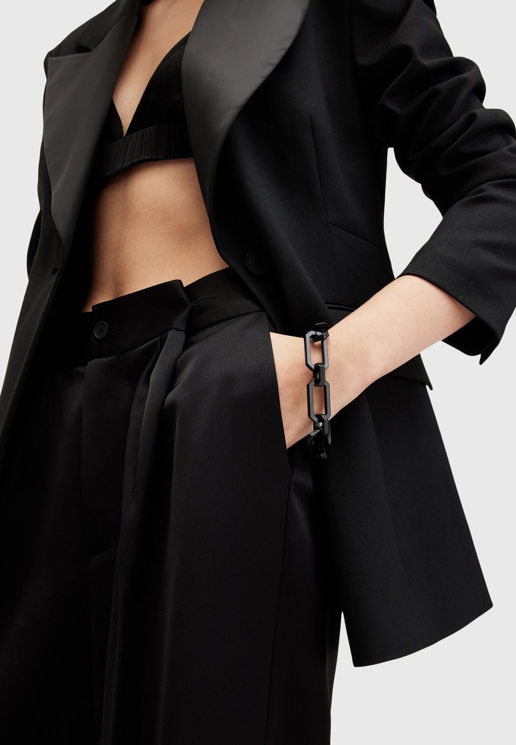 

Клатч YUA LUXE AllSaints, черный