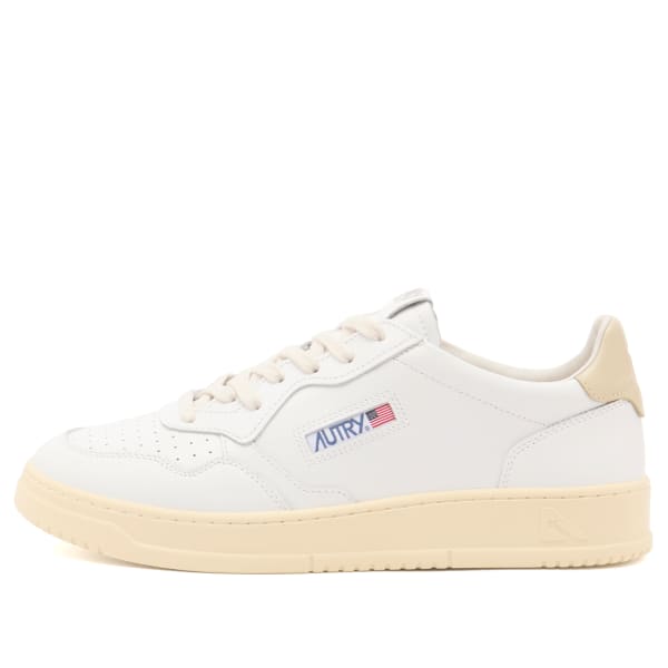 

01 кроссовки Medalist Low из кожи Autry, мультиколор