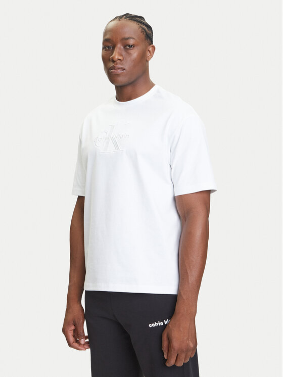 

Футболка relaxed fit Hero Monologo LV04RB295G Calvin Klein Jeans, белый