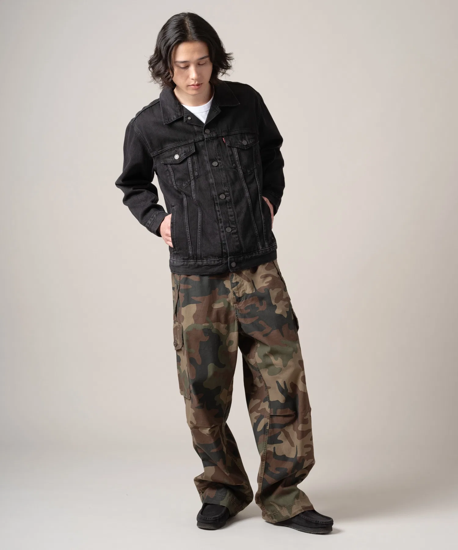 Джинсовая куртка Levi's TYPE V свободного кроя. — фото 4