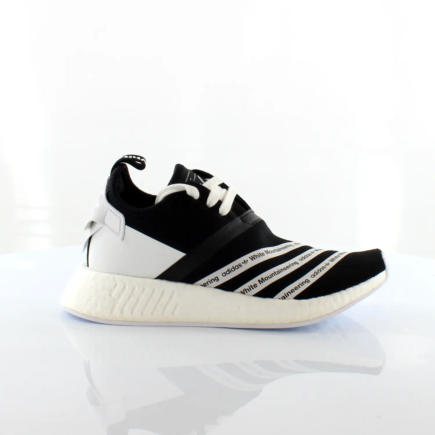 

Кроссовки x mountaineering nmd r2 Adidas, черный