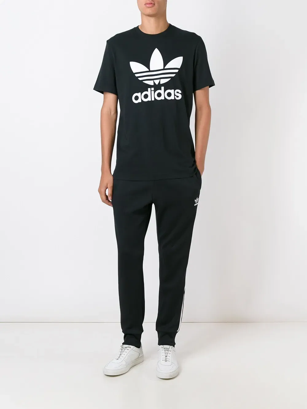 Спортивные штаны с манжетами "Суперзвезда" Adidas, черный — фото 2