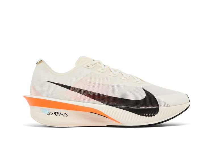 

Кроссовки ZoomX VaporFly Next% 4 'Prototype', кремовый