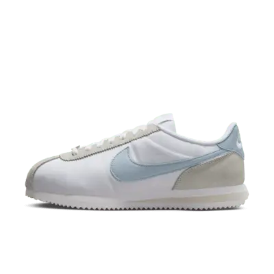 

Кроссовки Nike Cortez Textile Shoes, цвет White/Light Orewood Brown/Summit White/Light Armory Blue