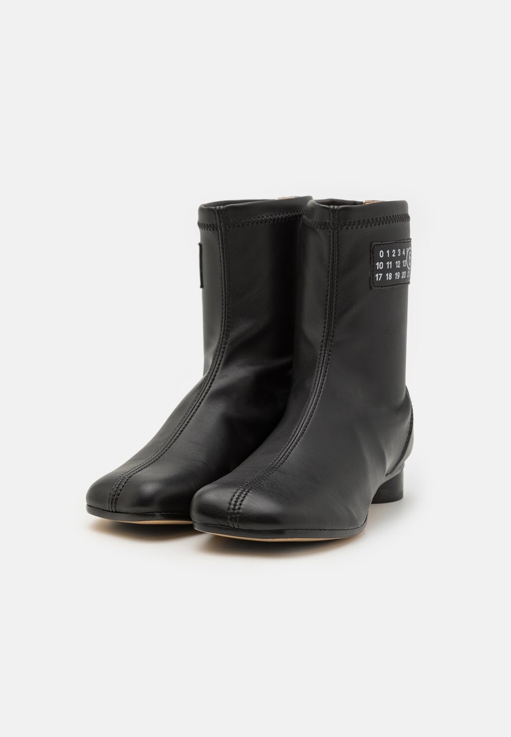 

Сапоги MM6 Maison Margiela, черный