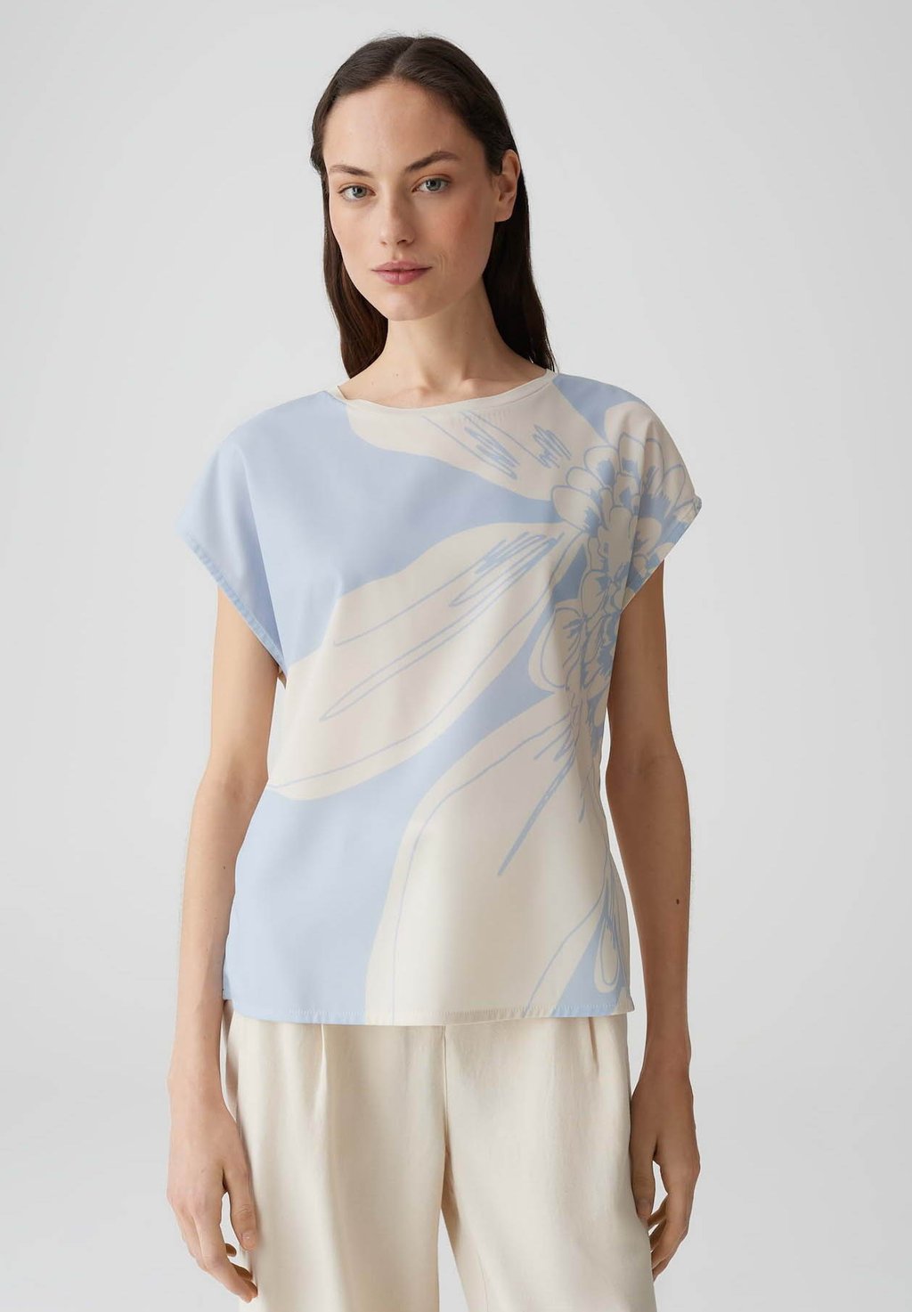

Футболка с принтом REGULAR FIT FLORAL PRINT OPUS, светло-голубой