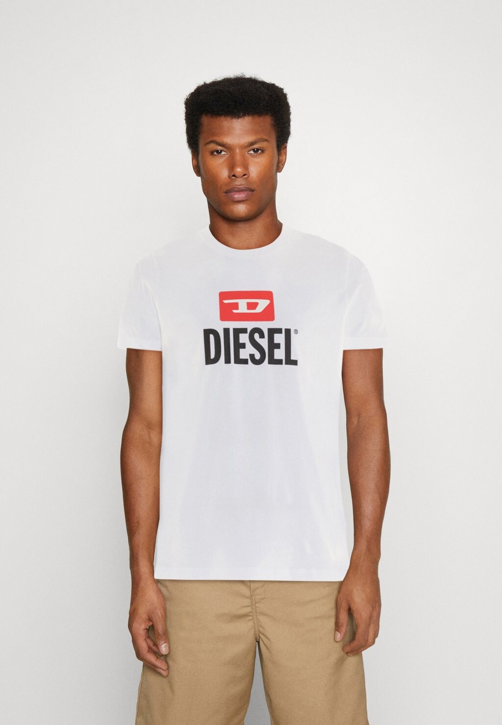 

Футболка с принтом Diesel, белый