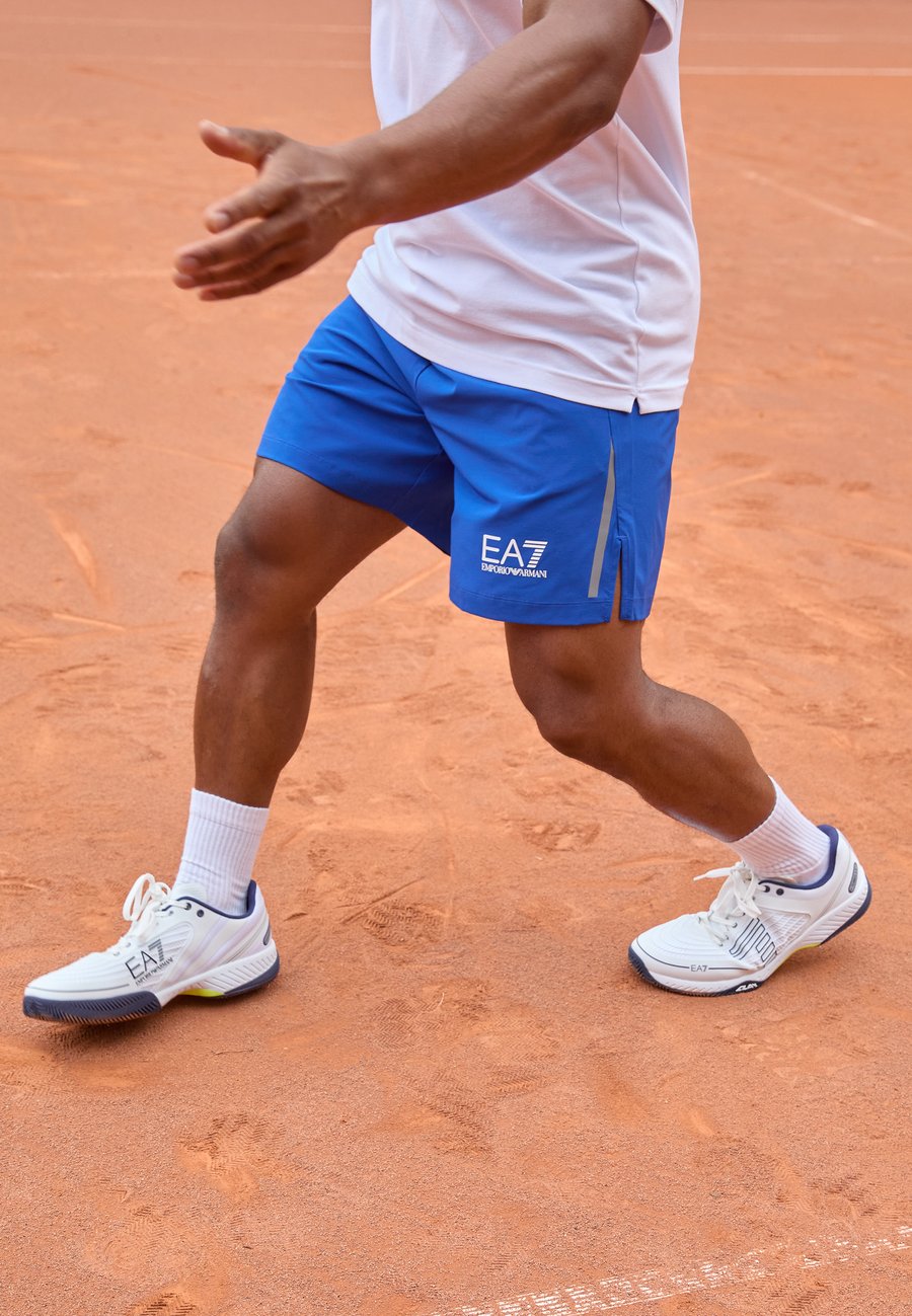 

Спортивные шорты EA7 Emporio Armani MULTI SHORTS, Surf The Web/Blue