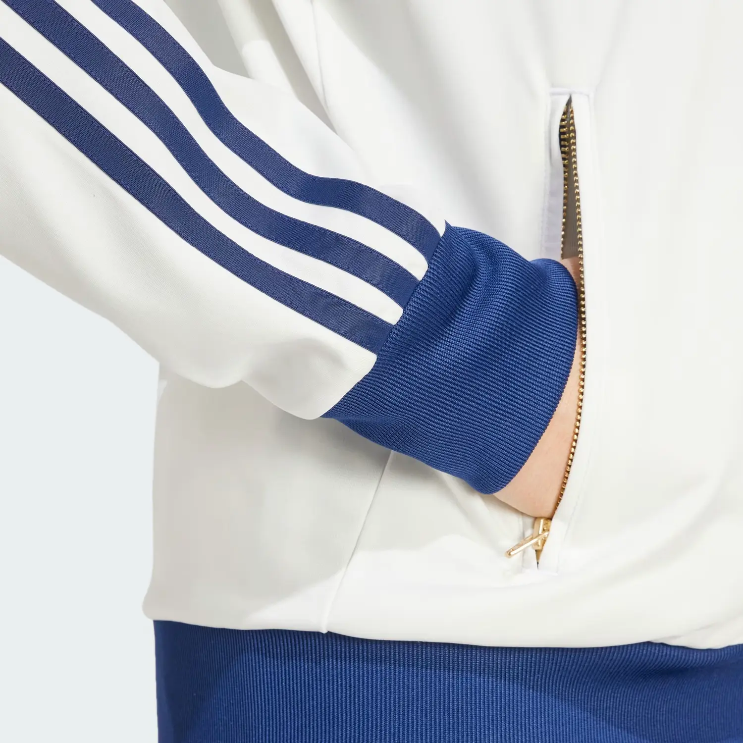 Куртка Firebird женская белый Adidas Originals — фото 4