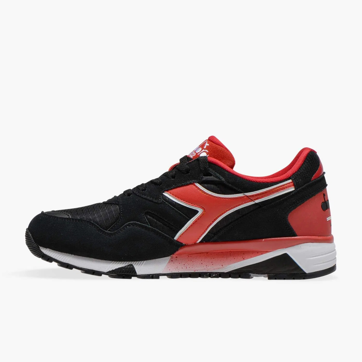 Полукроссовки унисекс Diadora Titan II, черный/темно-красный — фото 3