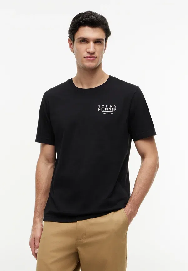 Футболка Tommy Hilfiger Americana back graphic reg tee americana capsule print t-shirt, черный — фото 3