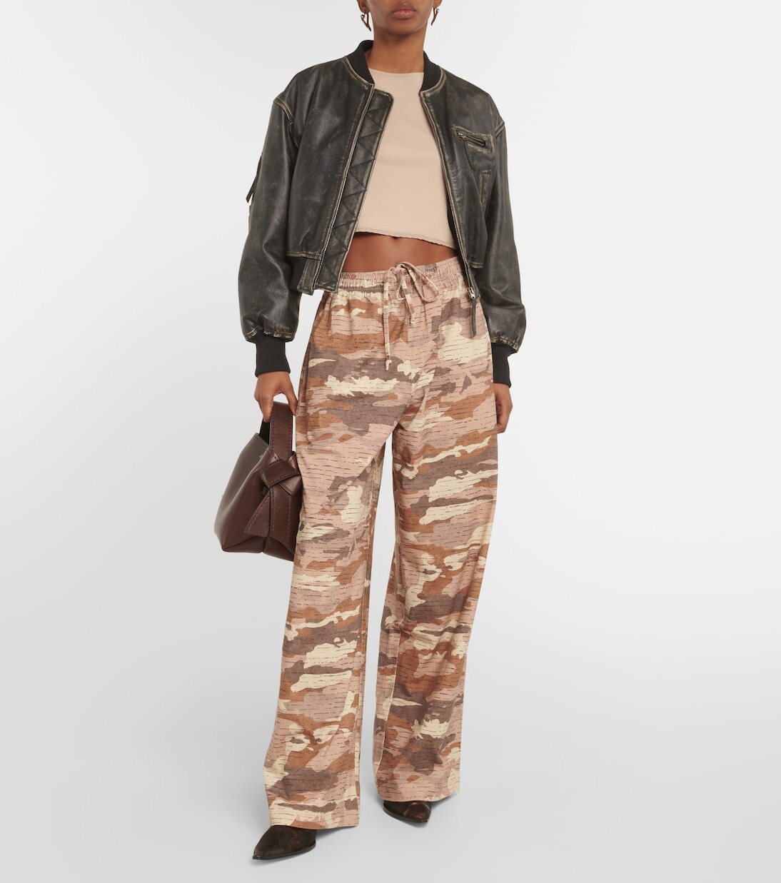 Хлопковые спортивные брюки fega с камуфляжным принтом Acne Studios, мультиколор — фото 2