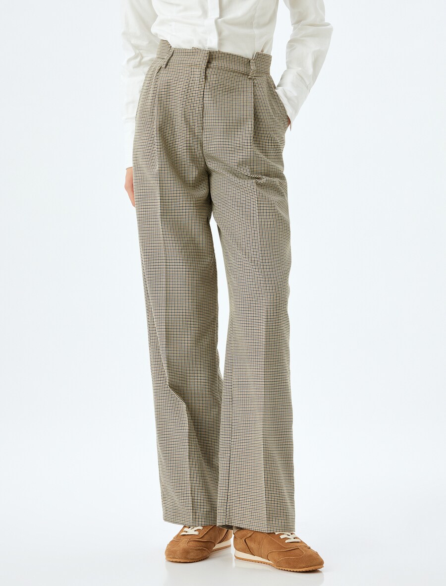 

Брюки со складками спереди Koton Regular Pleat-Front Pants, коричневый