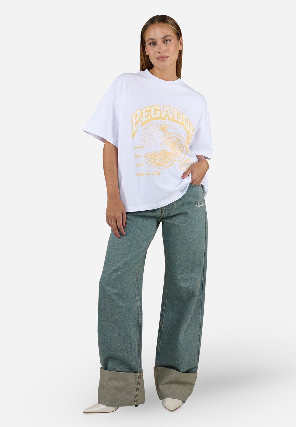 

Футболка с принтом POLLY HEAVY OVERSIZED TEE Pegador, белый