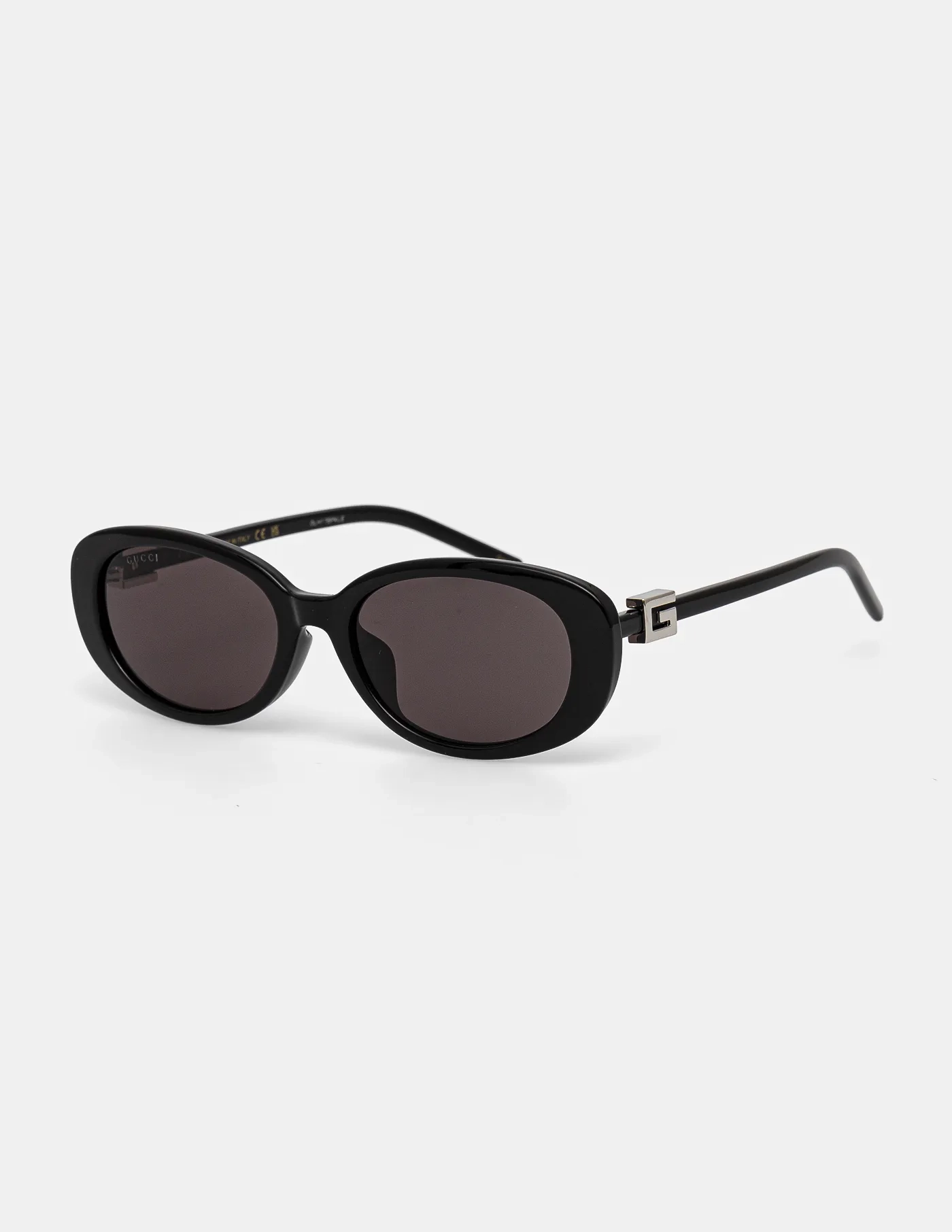

Солнцезащитные очки Gucci, черный