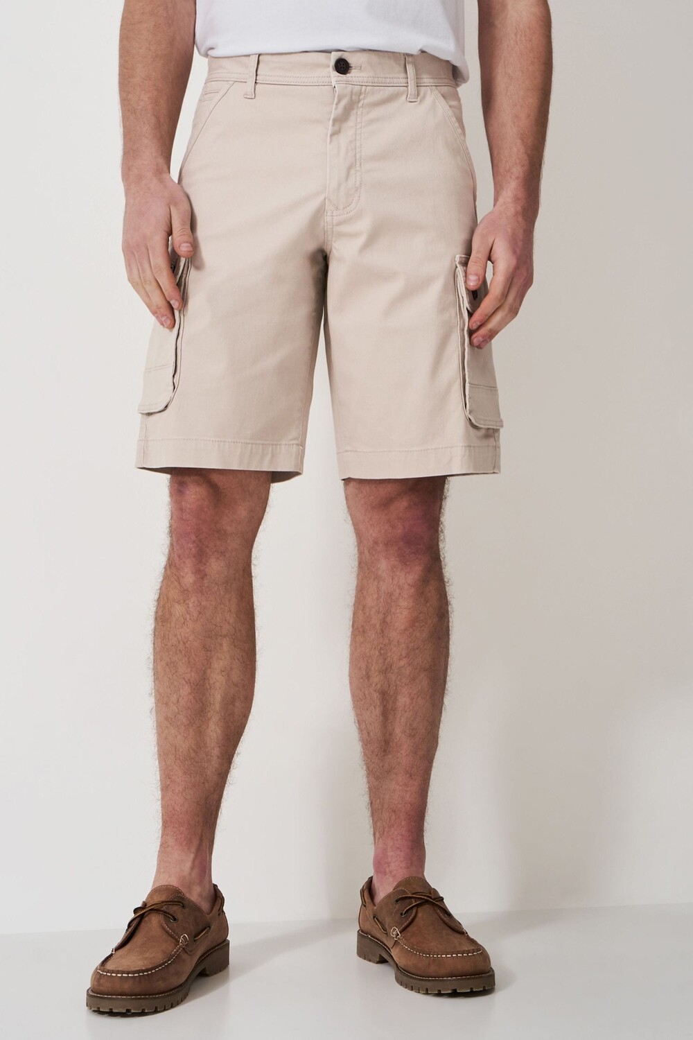 

Классические хлопковые шорты Crew Clothing Company, бежевый