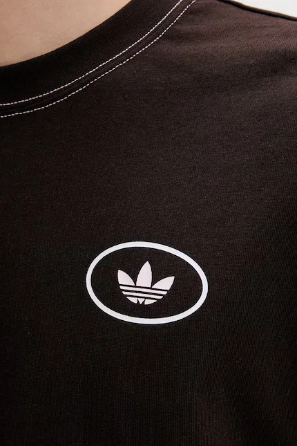 Футболка из тонкого трикотажа T-shirt bawełniany Adidas Originals, коричневый — фото 4