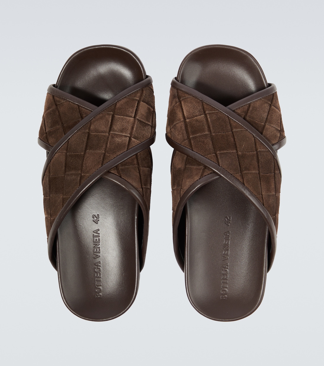 Сланцы Tarik Intrecciato из замши Bottega Veneta, Fondant — фото 4