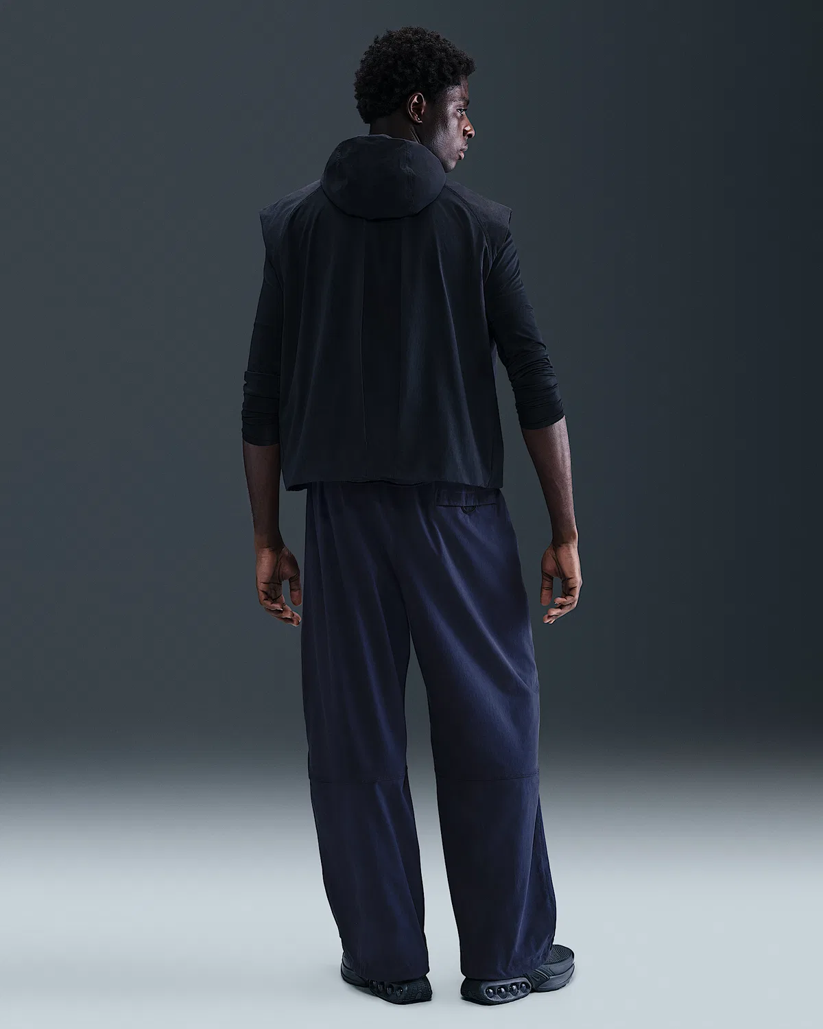 Мужские широкие штаны Nike Tech Woven Oversized, Obsidian/Obsidian/Black — фото 4