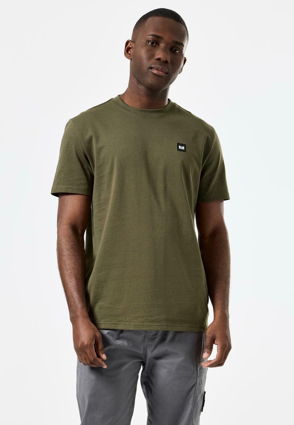

Базовая футболка CANNON BADGE TEE Weekend Offender, зеленый