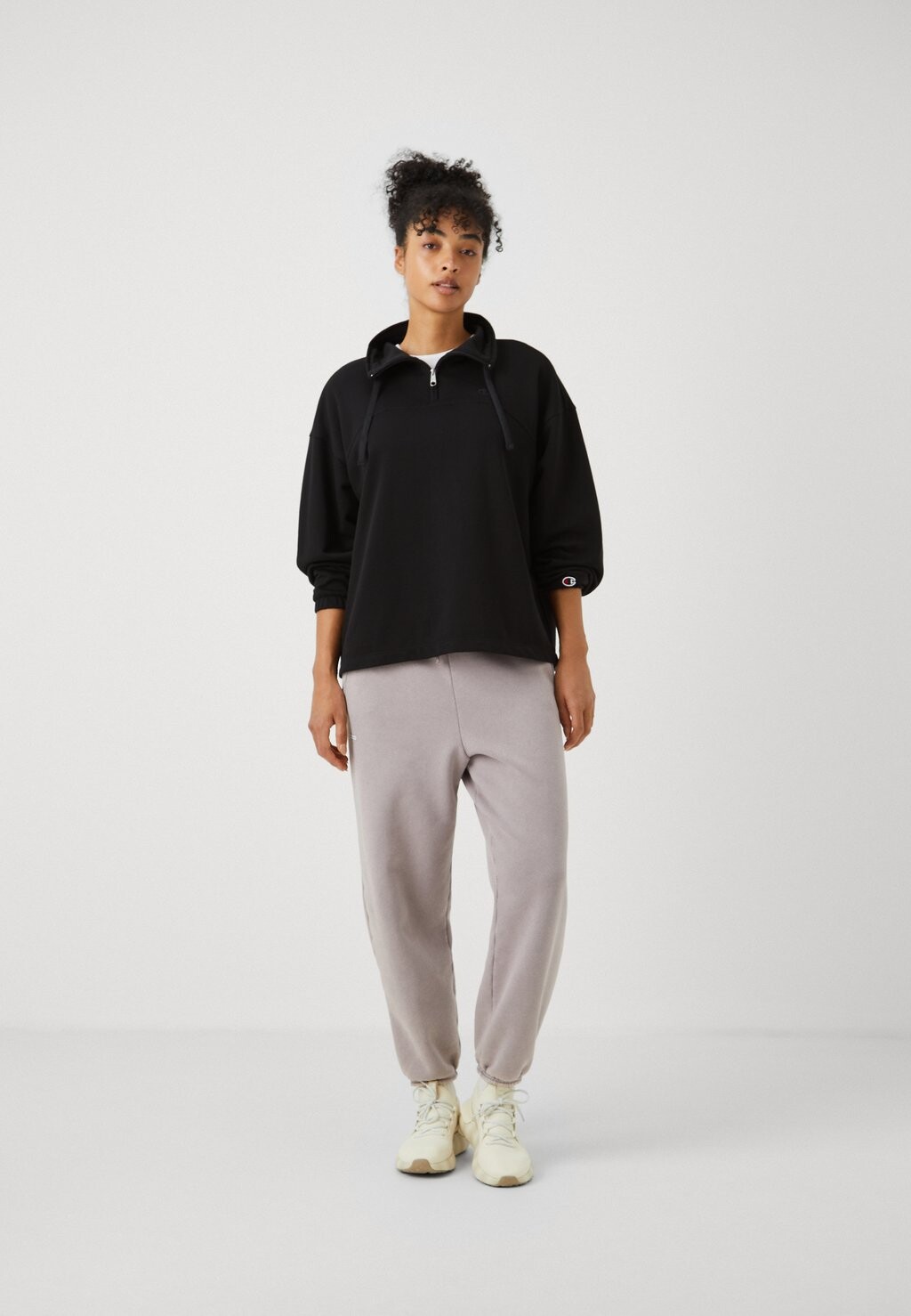 

Толстовка с капюшоном ICONS HALF ZIP SMALL C LOGO Champion, черный