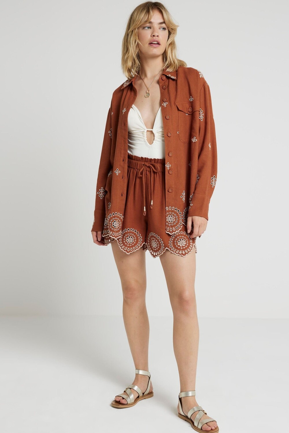 

Рубашка из 100% хлопка с вышивкой River Island, оранжевый