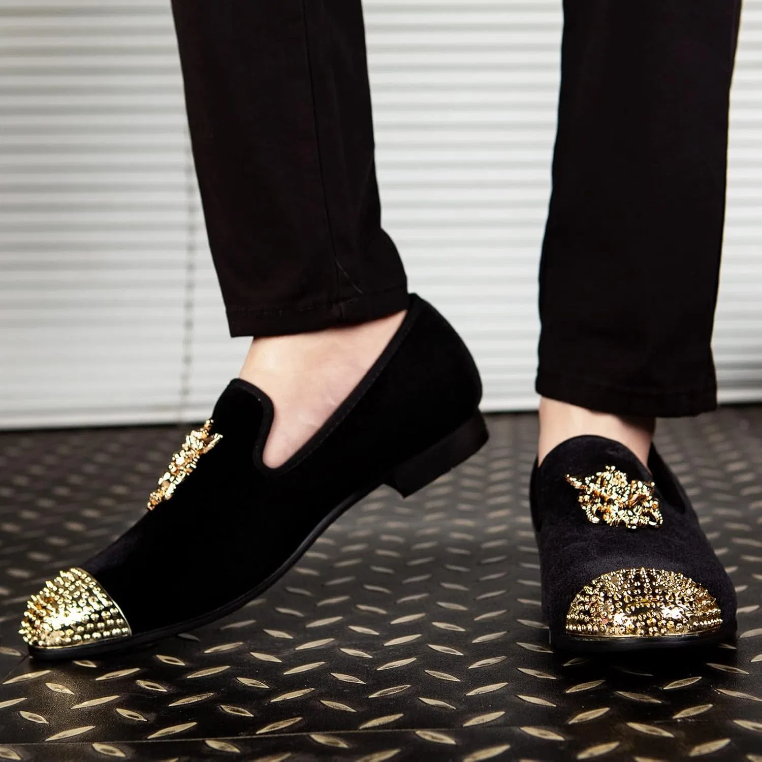 Лоферы мужские с металлическими украшениями Meijiana Velvet, Black-04 — фото 2