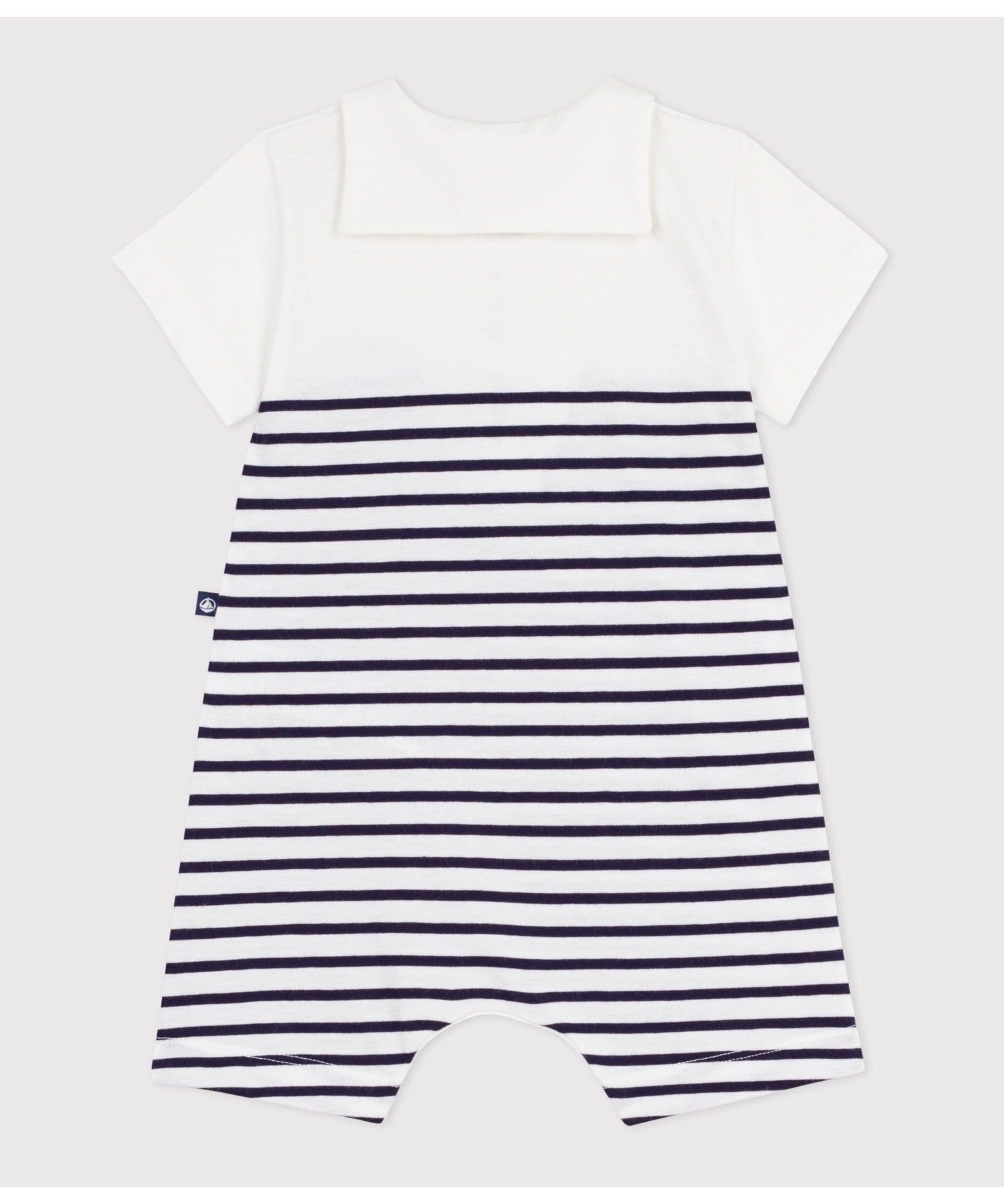 Короткий комбинезон с матросским воротником Petit Bateau, Off-white/Blue — фото 2