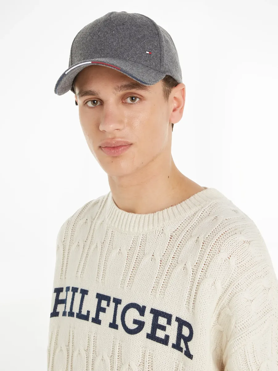 

Бейсбольная кепка Tommy Hilfiger "ELEVATED CORPORATE CAP" с флагом и лентой Tommy, серый