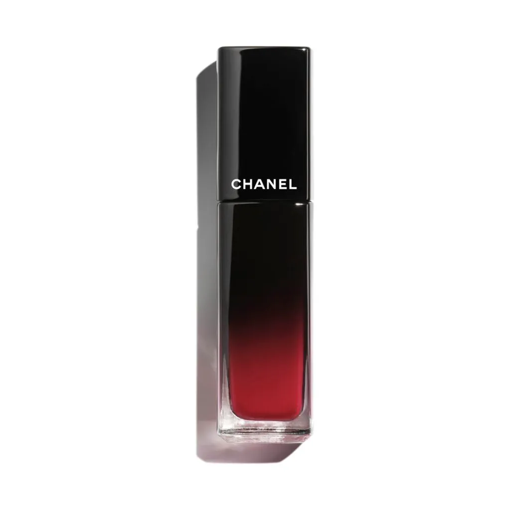 

Стойкая, блестящая жидкая помада ROUGE ALLURE LAQUE Chanel, цвет permanent 5.5ml