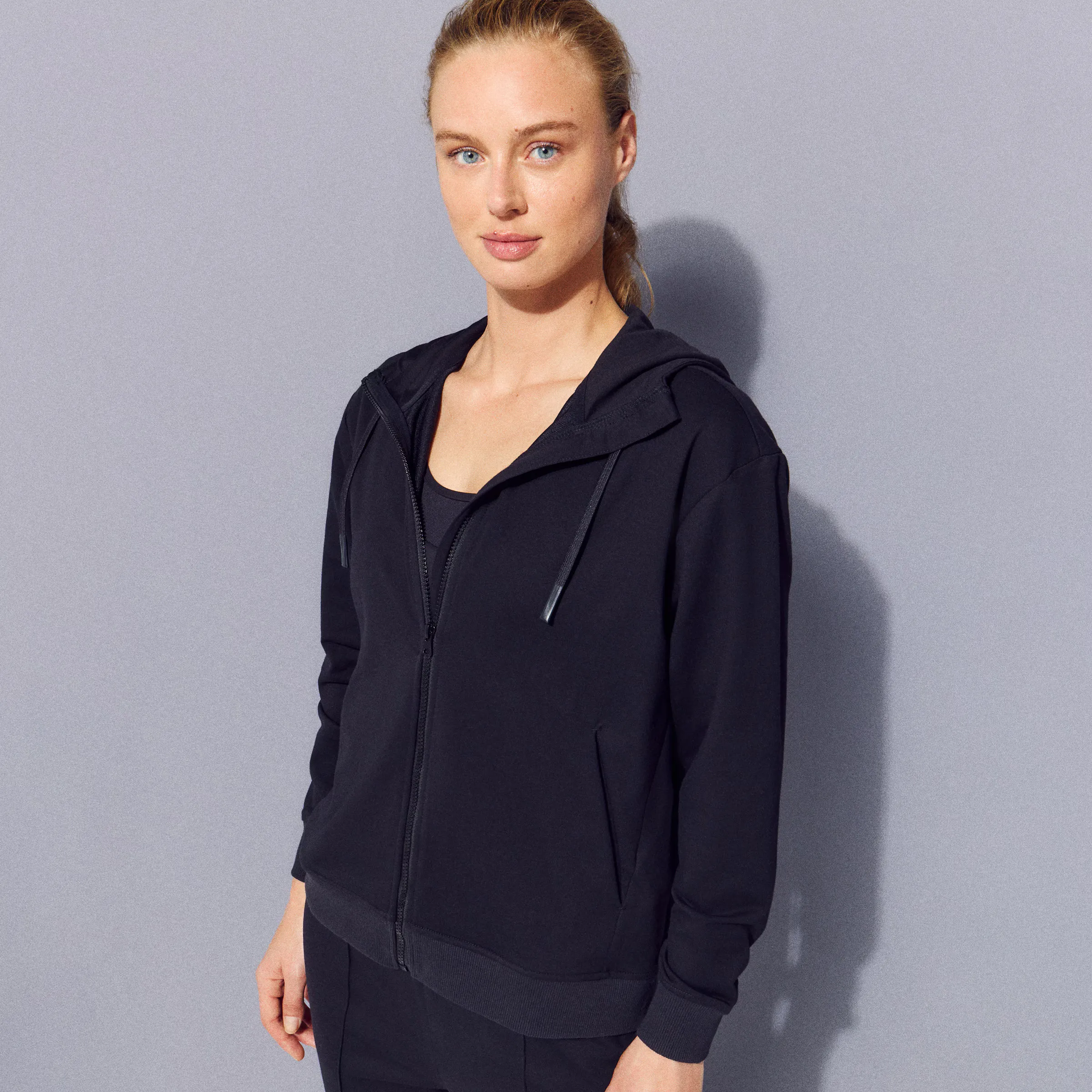 

Женская худи с капюшоном Sportcasual от Boomerang, черный