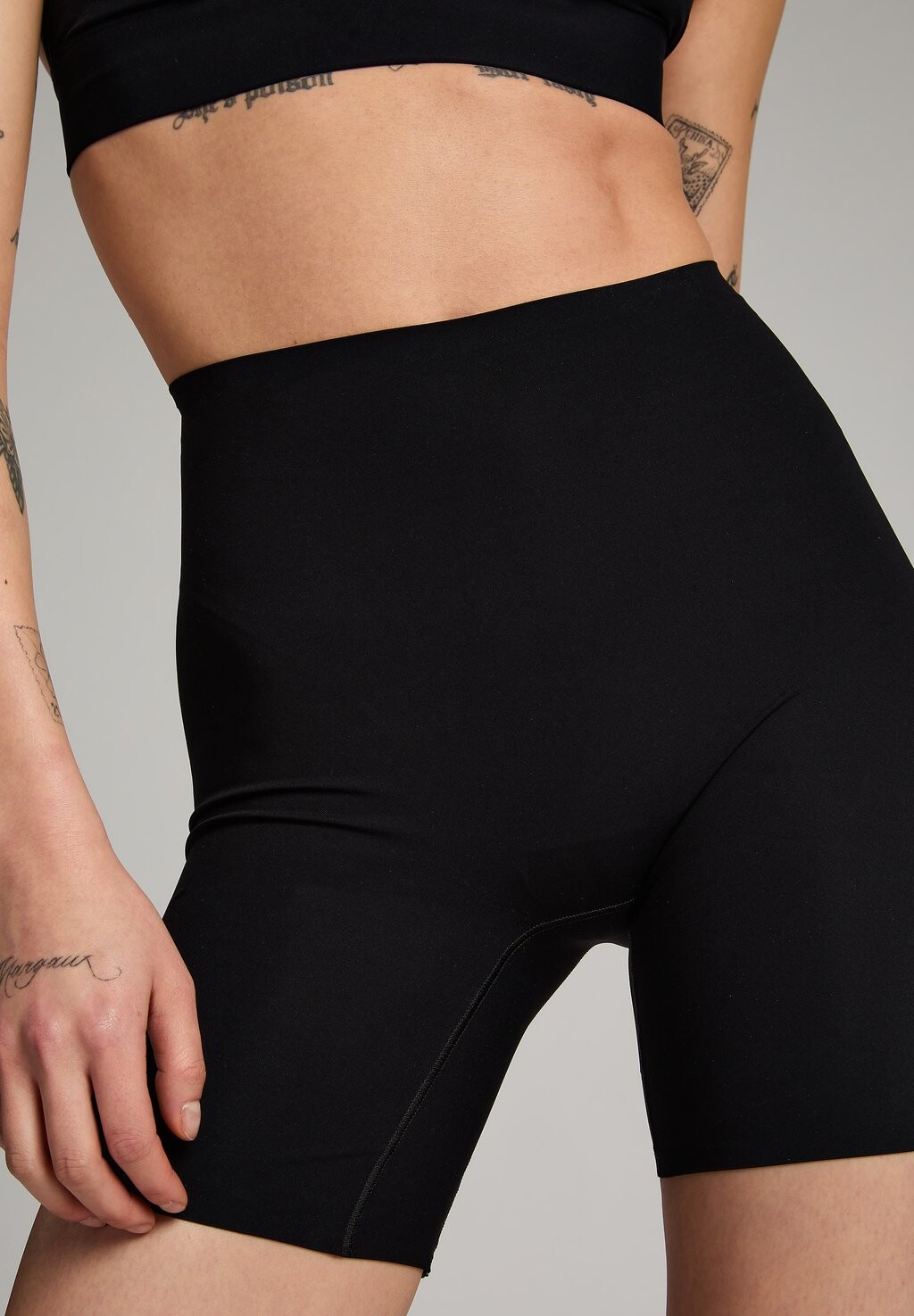 

Корректирующее белье SMOOTH Hunkemöller, черный