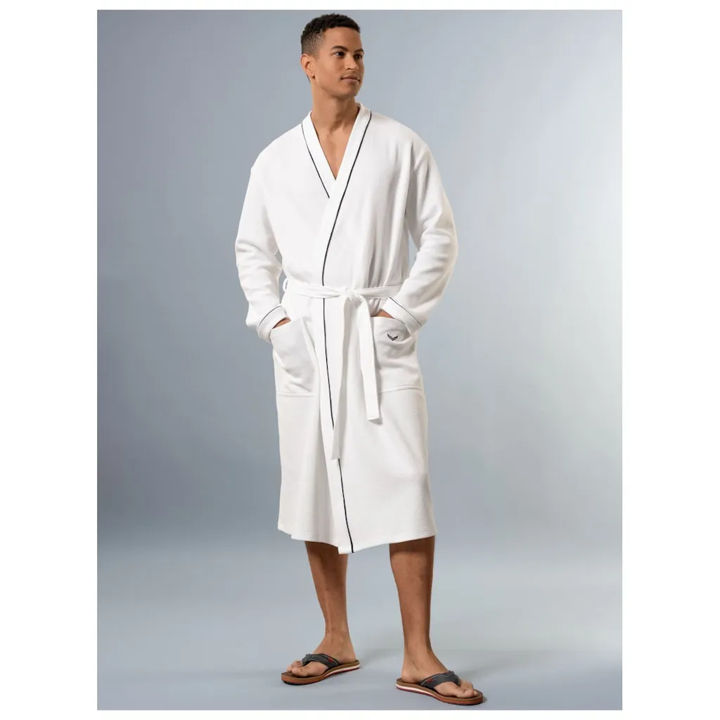 

Халат с практичным поясом для завязывания 1 шт. Trigema, белый