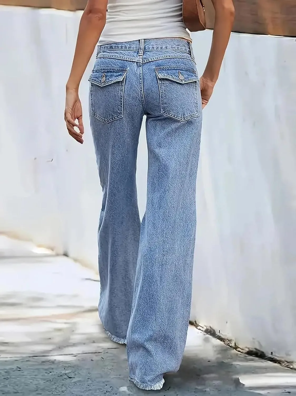 Женские джинсы Y2k low rise wide leg с клапанами на карманах — фото 3