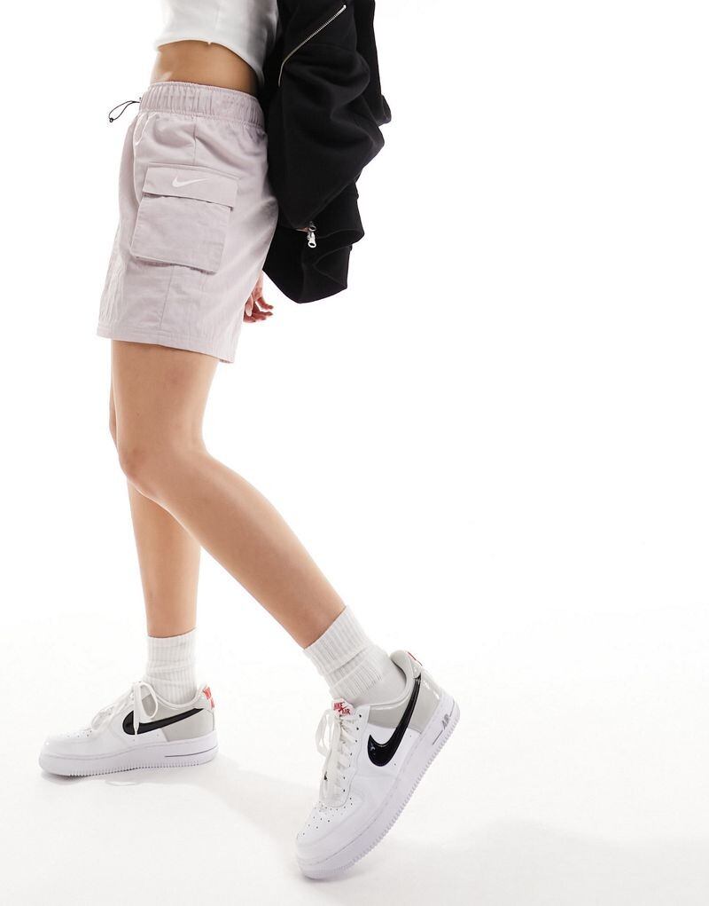 

Nike - Светло-серые шорты-карго