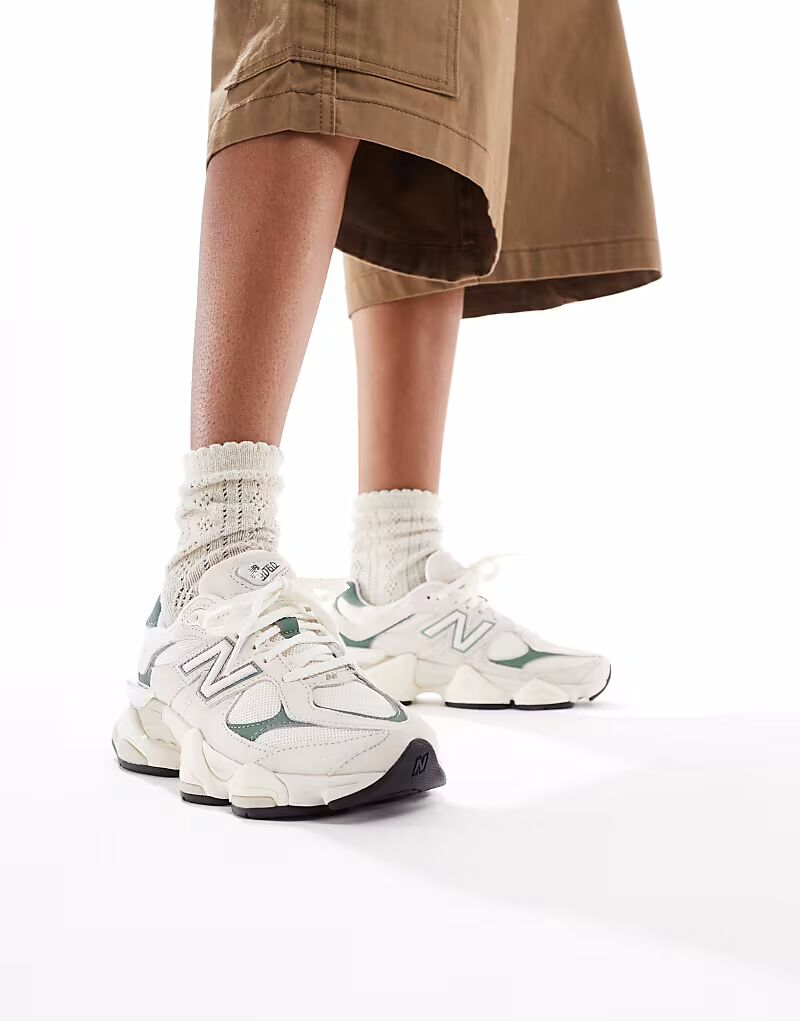 Кроссовки New Balance 9060 в кремово-белом и зеленом цветах