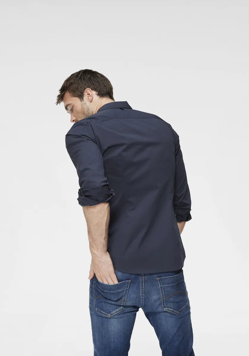 Рубашка с длинными рукавами Tommy Jeans "Sabim Stretch Shirt Shirt", рубашка стрейч, премиум-класса, приталенного кроя, с эластаном, цвет Black Iris — фото 2