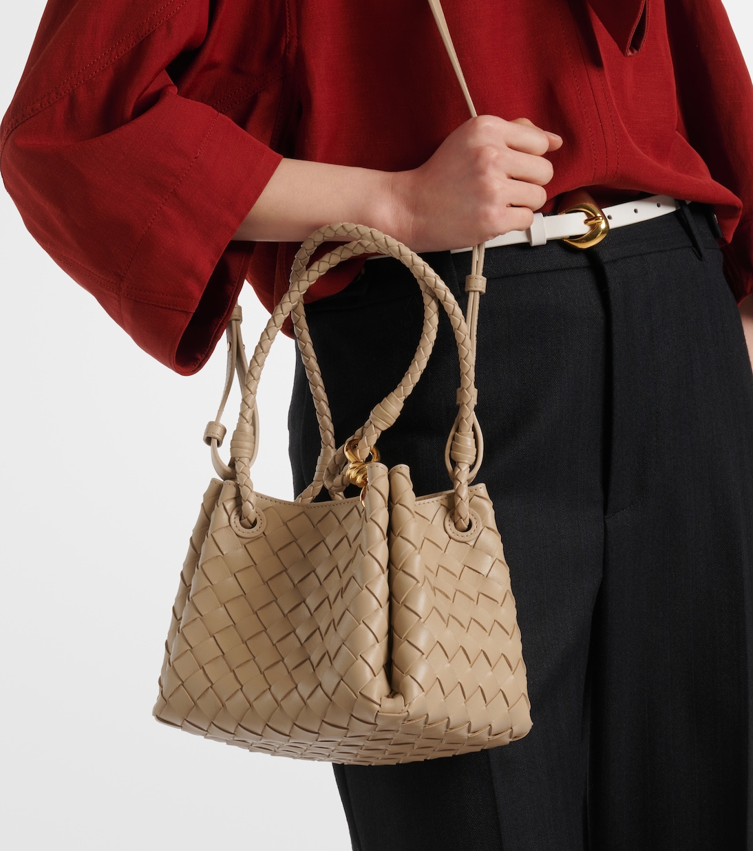 Сумка-тоут из кожи Intrecciato Parachute Small Bottega Veneta, Ecru-Muse Brass — фото 2