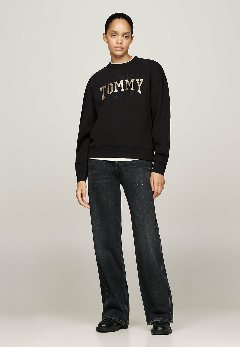 

Толстовка GLITTER VARSITY CREW Tommy Jeans, черный