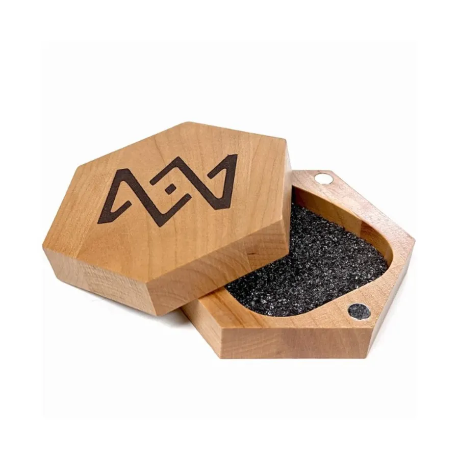 

Деревянный футляр для шестигранных игральных костей, Dice & Storage (Mythroll Armory)