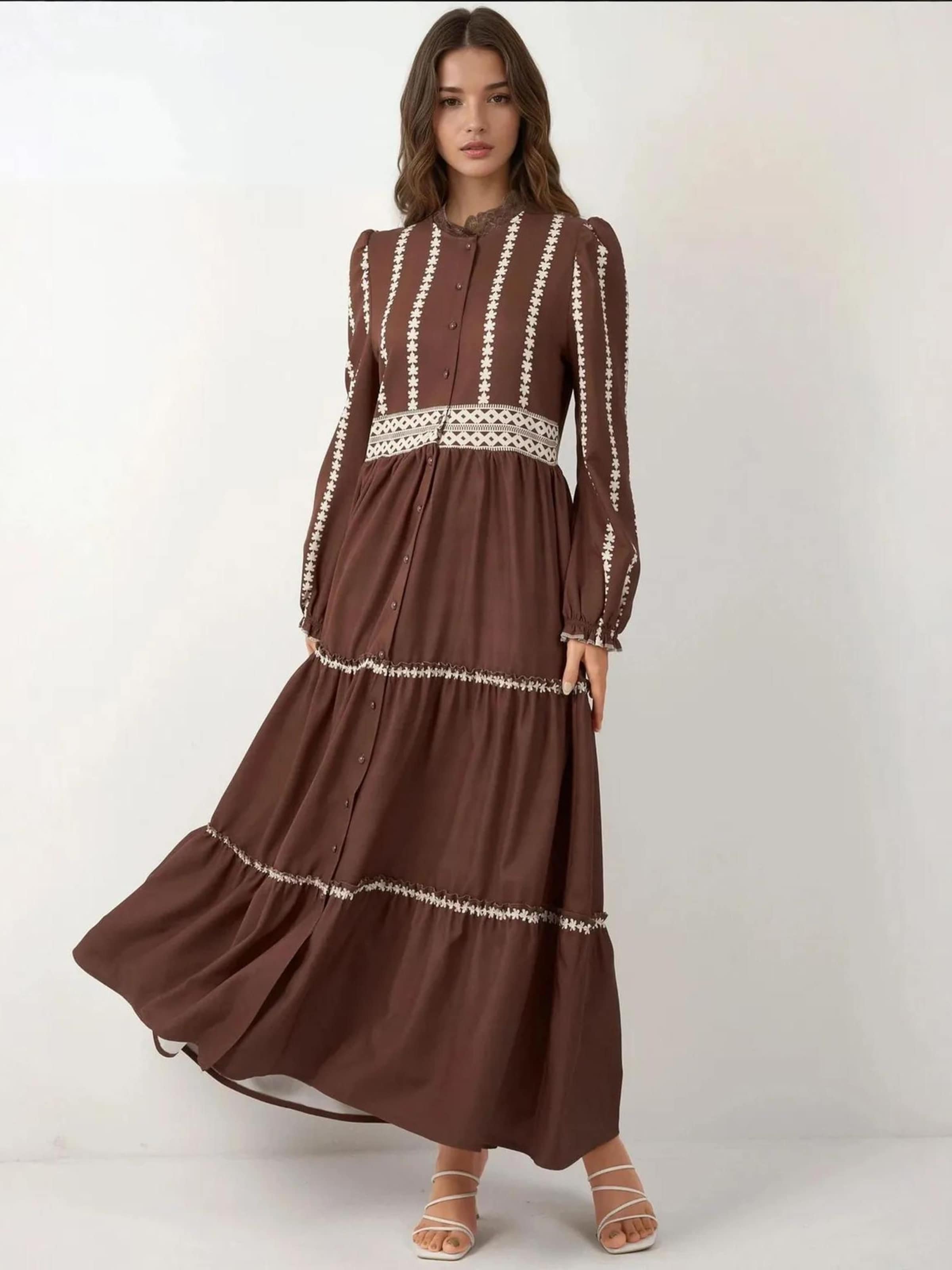 

Hiccup Платье-рубашка в каштаново-коричневом цвете