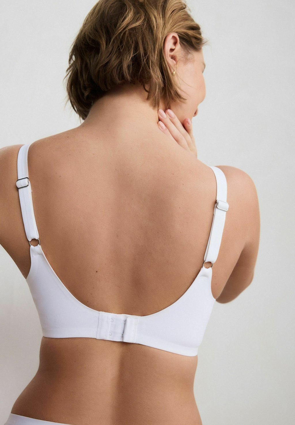 Бюстгальтер на косточках SMOOTHING NON PADDED Next, белый — фото 2