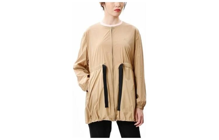 

Куртка женская хаки New Balance