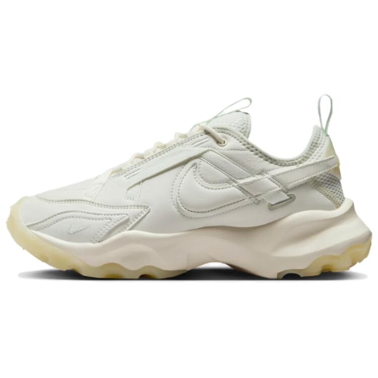 

Кроссовки женские TC 7900 с низким верхом Nike